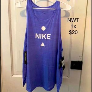 Brand new Nike tank